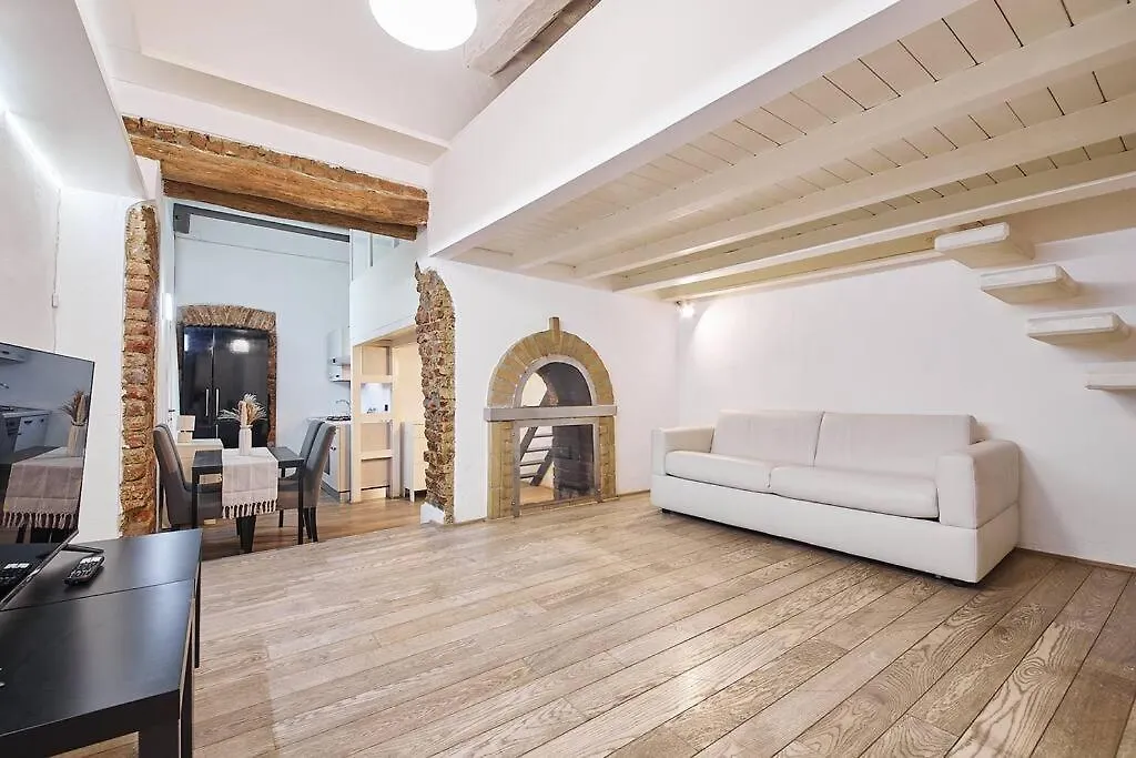 Apartamento Brera-Moscova Centro Storico, Wi-Fi E Netflix Milán 0*,  Italia