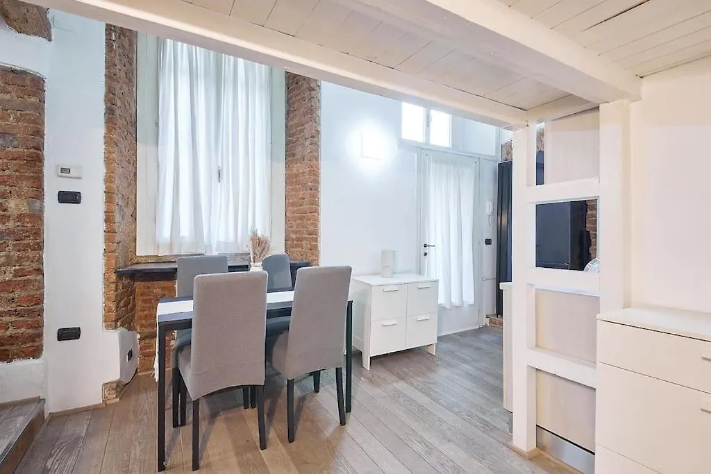 Apartamento Brera-Moscova Centro Storico, Wi-Fi E Netflix Milán 0*,  Italia